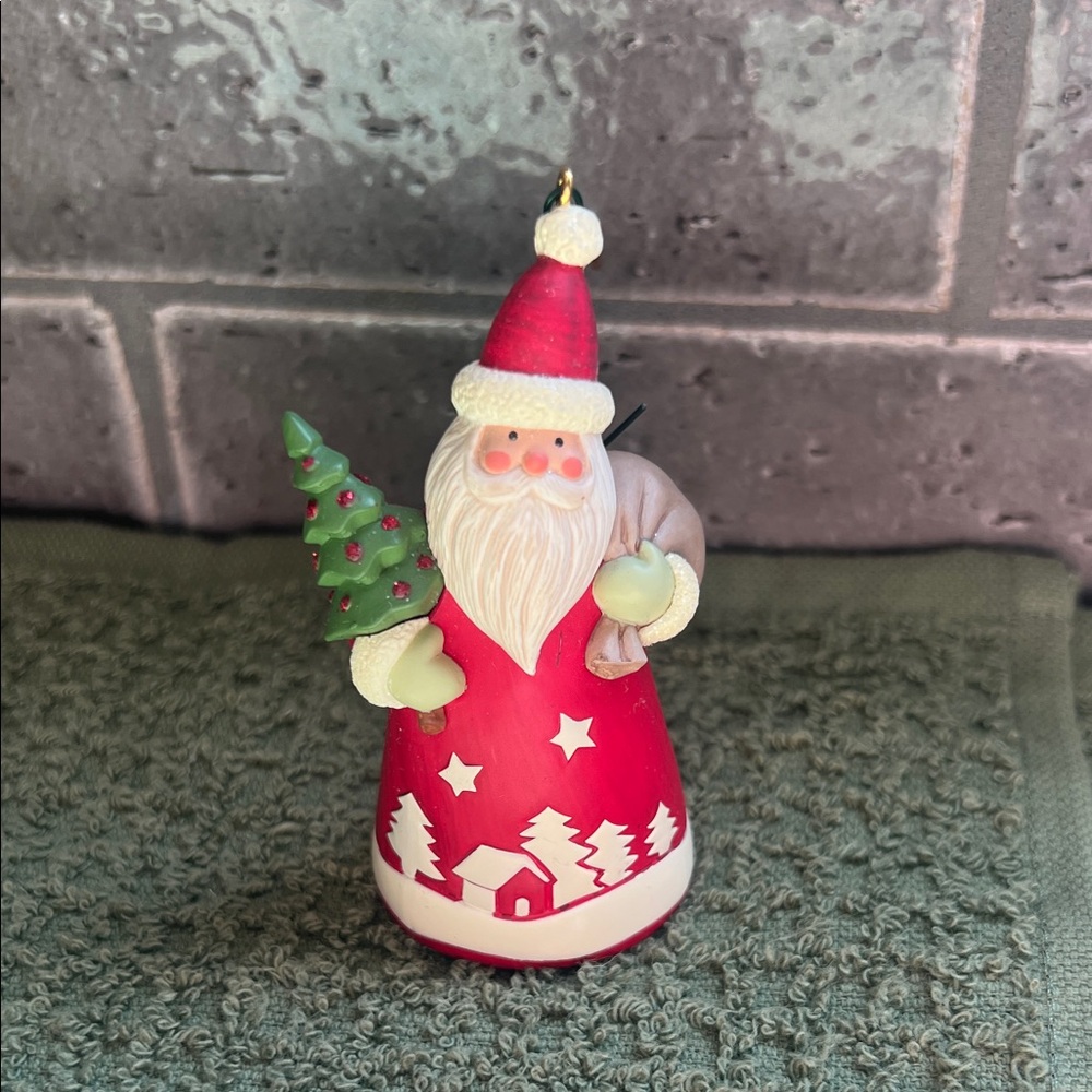 Hallmark 2006 Keepsake Holiday St. Nick Ornament